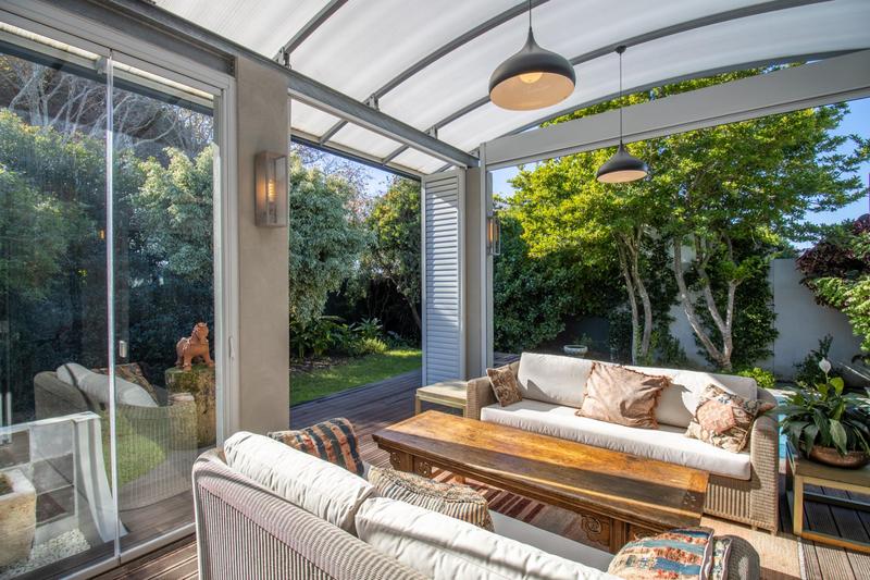 4 Bedroom Property for Sale in Constantia Western Cape